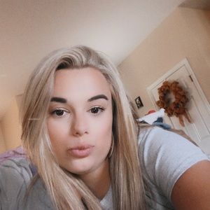 Meet your Posher, Savannah